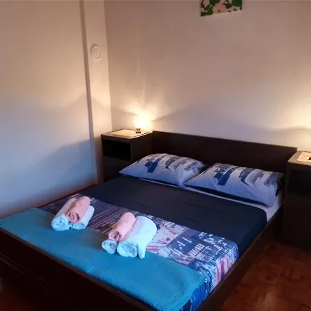 Apartment Near The Beaches